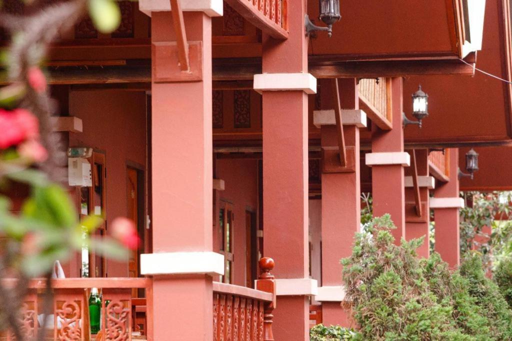 Chiangsan Goldenland Resort Chiang Saen Exterior foto