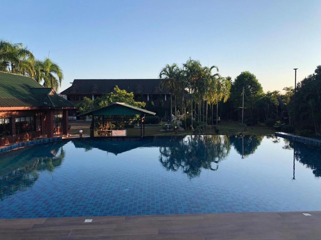 Chiangsan Goldenland Resort Chiang Saen Exterior foto
