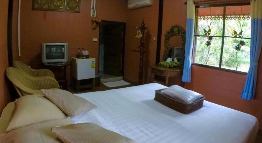 Chiangsan Goldenland Resort Chiang Saen Exterior foto